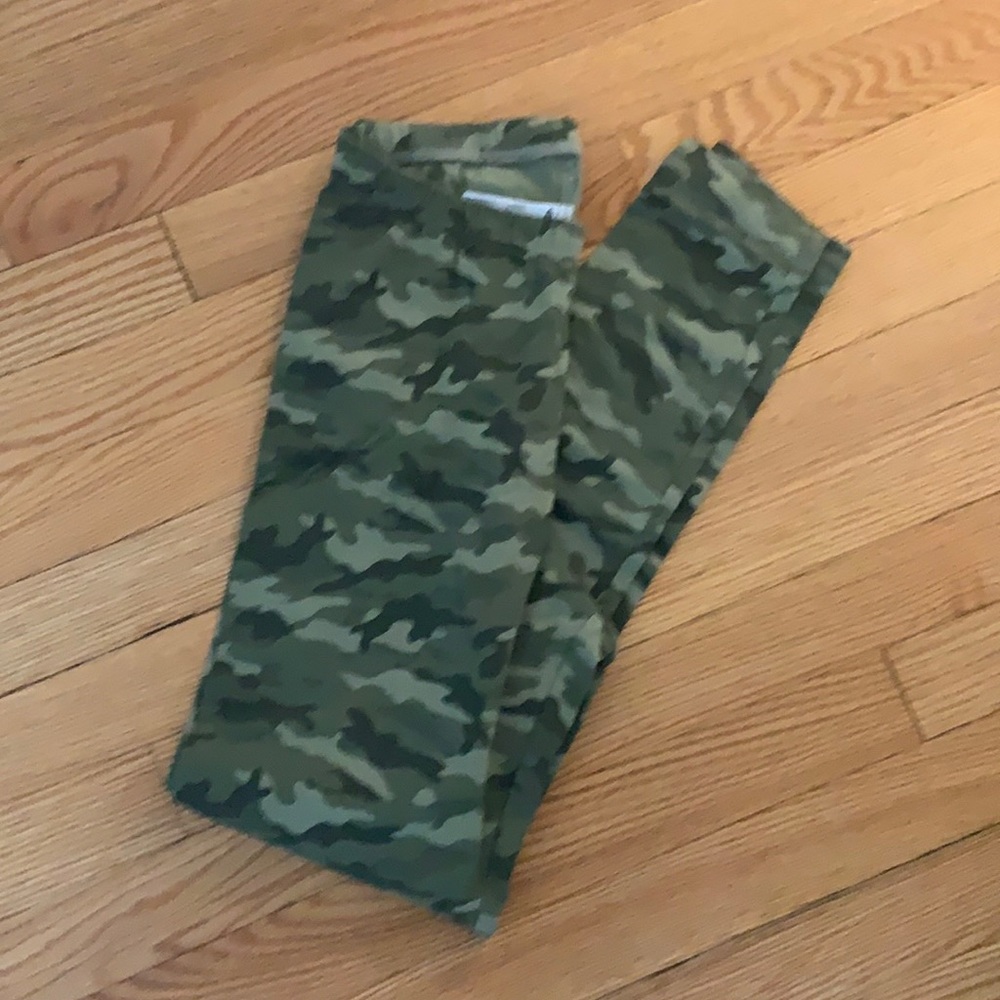 Old Navy Camo Legging